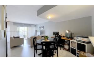 9375 Fontainebleau Blvd APT L221, Miami, FL 33172, Sold 06/06/22