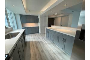 3411 Indian Creek Dr APT 401, Miami Beach, FL 33140, Sold 06/27/22