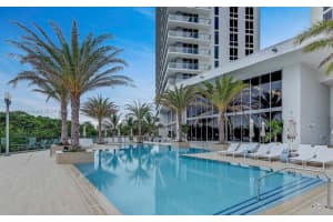 16385 Biscayne Blvd #718, North Miami Beach, FL 33160, Sold 06/03/22