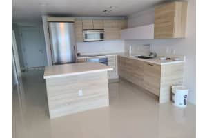 16385 Biscayne Blvd #718, North Miami Beach, FL 33160, Sold 06/03/22