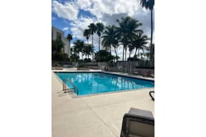 9755 NW 52nd St APT 312, Doral, FL 33178, Sold 06/16/22