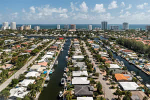 2503 SE 14th St, Pompano Beach, FL 33062, Sold 04/22/22