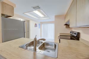 8905 Springtree Lakes Dr #8905, Sunrise, FL 33351, Sold 04/08/22