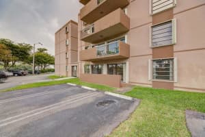 5900 SW 127th Ave APT 3105, Miami, FL 33183, Sold 04/22/22