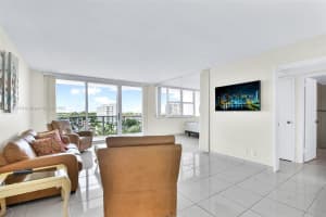 3140 S Ocean Dr APT 612, Hallandale Beach, FL 33009, Sold 06/30/22