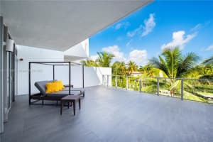 1201 20th St Apt 404, Miami Beach, FL 33139, Sold 04/01/22