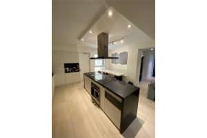 701 Crandon Blvd APT 402, Key Biscayne, FL 33149, Sold 03/07/22
