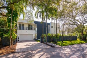 5060 SW 74th Terrace, Miami, FL 33143, Sold 04/28/22