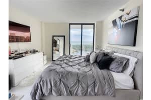 20505 E Country Club Dr APT 2134, Aventura, FL 33180, Sold 06/03/22