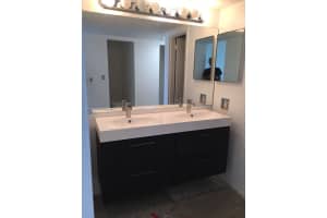 3375 N Country Club Dr, Miami, FL 33180, Sold 05/31/22
