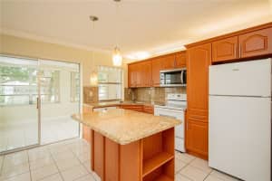 5800 NW 82nd Ave, Tamarac, FL 33321, Sold 04/25/22
