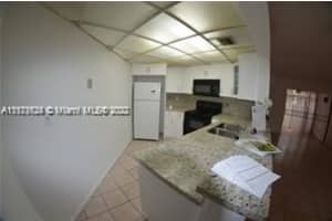 10245 NW 9th St Cir Apt 101-9, Miami, FL 33172, Sold 09/02/22