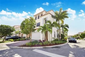 20922 NW 1st Dr, Pembroke Pines, FL 33029, Sold 06/10/22