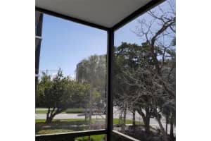 20400 W Country Club Dr APT 301, Aventura, FL 33180, Sold 04/29/22