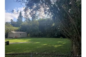 11351 SW 1st St, Plantation, FL 33325, Sold 06/08/22