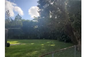 11351 SW 1st St, Plantation, FL 33325, Sold 06/08/22