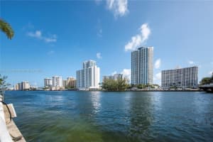 600 Parkview Dr APT 215, Hallandale Beach, FL 33009, Sold 04/28/22