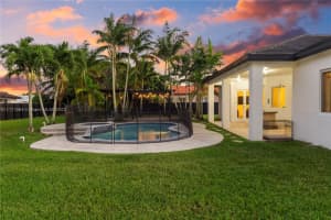 32243 SW 205th Ave, Homestead, FL 33030, Sold 04/18/22