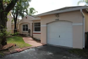 11850 NW 13th St, Pembroke Pines, FL 33026, Sold 04/25/22