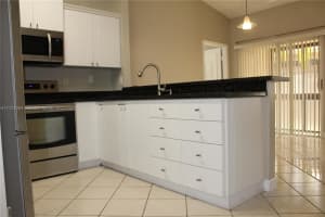 11850 NW 13th St, Pembroke Pines, FL 33026, Sold 04/25/22