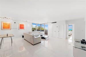 2899 Collins Ave APT 529, Miami Beach, FL 33140, Sold 06/01/22