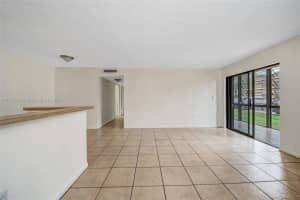 18815 NW 62nd Ave APT 108, Hialeah, FL 33015, Sold 04/08/22