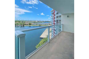 1301 NE Miami Gardens Dr #1404w, Miami, FL 33179, Sold 05/04/22