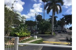 16570 NE 26th Ave #2c, North Miami Beach, FL 33160, Sold 06/13/22