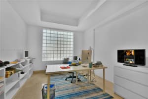 3173 NE 211st St, Aventura, FL 33180, Sold 05/12/22