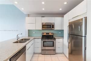 1020 Meridian Ave APT 902, Miami Beach, FL 33139, Sold 05/25/22