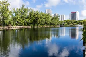 300 Diplomat Pkwy APT 810, Hallandale Beach, FL 33009, Sold 03/29/22