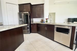 8386 NW 30th St, Hollywood, FL 33024, Sold 04/10/24