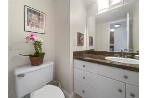 2801 NE 183rd St #310w, Aventura, FL 33160, Sold 04/29/22