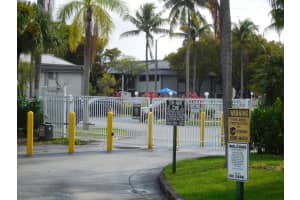 20741 NE 4th Ct APT 104, Miami, FL 33179, Sold 05/18/22