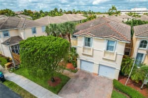 8771 SW 3rd Ln, Miami, FL 33174, Sold 05/03/22