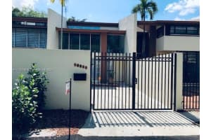 10462 SW 78th St, Miami, FL 33173, Sold 05/13/22