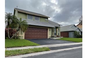 12236 NW 33rd St, Sunrise, FL 33323, Sold 04/25/22