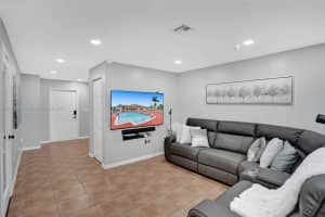 14012 SW 260th St APT 102, Homestead, FL 33032, Sold 04/08/22