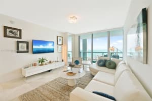 6799 Collins Ave APT 804, Miami Beach, FL 33141, Sold 06/10/22