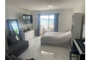 7904 West Dr APT 512, North Bay Village, FL 33141, Sold 04/27/22