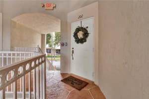 8980 W Flagler St APT 202, Miami, FL 33174, Sold 04/25/22