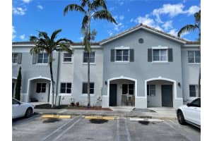 1525 SE 31st Ct, Homestead, FL 33035, Sold 04/29/22