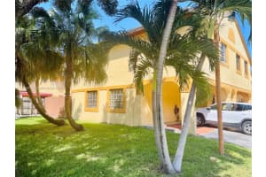 11831 SW 18th St Apt 8-22, Miami, FL 33175, Sold 04/25/22