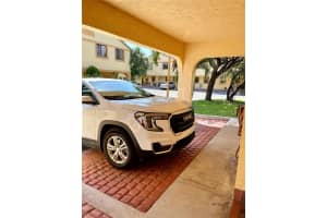 11831 SW 18th St Apt 8-22, Miami, FL 33175, Sold 04/25/22