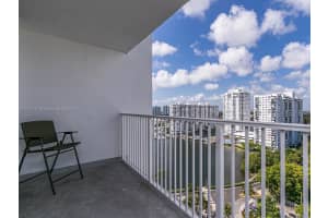 2801 NE 183rd St #1707w, Aventura, FL 33160, Sold 06/08/22