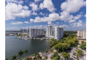 2801 NE 183rd St #1707w, Aventura, FL 33160, Sold 06/08/22