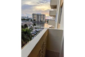 1833 S Ocean Dr APT 604, Hallandale Beach, FL 33009, Sold 09/01/22