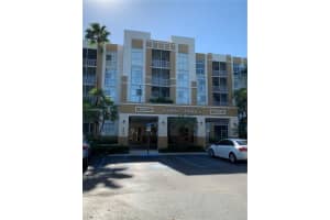 9805 NW 52nd St APT 311, Doral, FL 33178, Sold 05/10/22