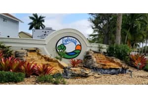 18840 NW 77th Ct, Hialeah, FL 33015, Sold 05/06/22