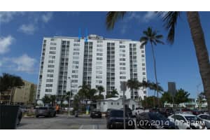 6450 Collins Ave APT 1504, Miami Beach, FL 33141, Sold 04/26/22